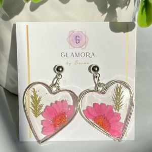 Handmade Hypoallergenic Natural Pink Daisy Flowers Resin Dangle Earrings